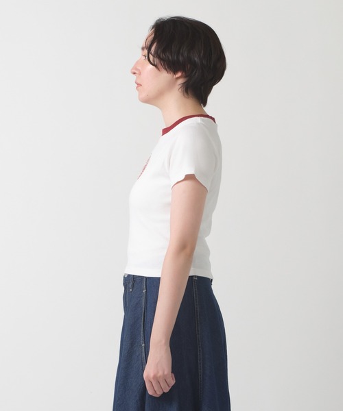 Levi's(リーバイス)の「Levi's/リーバイス エッセンシャル SPORTY Tシャツ(Tシャツ/カットソー・レディース・ホワイト・S/M/XS)」の13枚目の写真