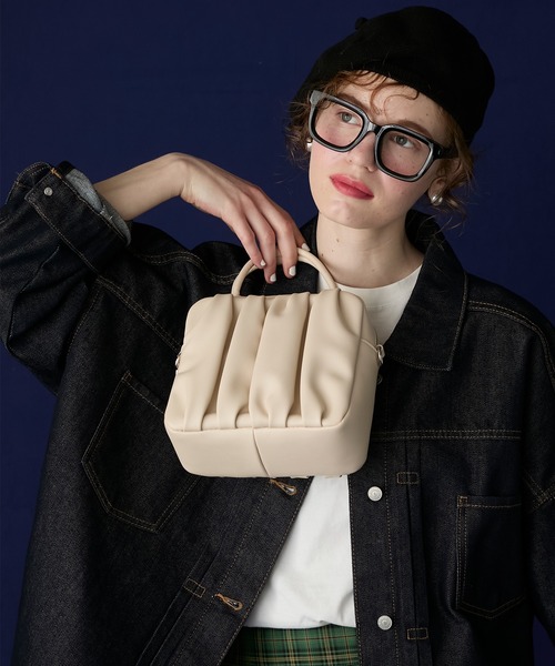 BONLECILL Marche（ボンルシールマルシェ）の「【BONLECILL Marche】2wayスクエアギャザーボストンバッグ／ショルダーバッグ（ボストンバッグ・レディース・ブラック/ブラウン/アイボリー・FREE）」の18枚目の写真