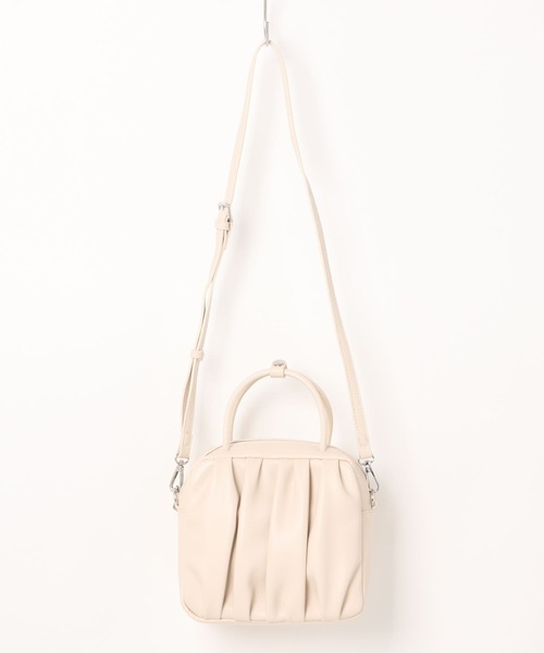 BONLECILL Marche（ボンルシールマルシェ）の「【BONLECILL Marche】2wayスクエアギャザーボストンバッグ／ショルダーバッグ（ボストンバッグ・レディース・ブラック/ブラウン/アイボリー・FREE）」の14枚目の写真