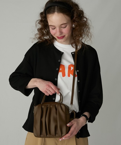 BONLECILL Marche（ボンルシールマルシェ）の「【BONLECILL Marche】2wayスクエアギャザーボストンバッグ／ショルダーバッグ（ボストンバッグ・レディース・ブラック/ブラウン/アイボリー・FREE）」の10枚目の写真