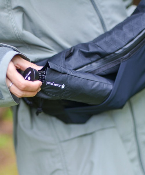 【新品】snow peak 折りたたみ傘 ブラック〈オンライン限定〉 snow peak 折りたたみ傘 「オンライン限定」 スノーピーク