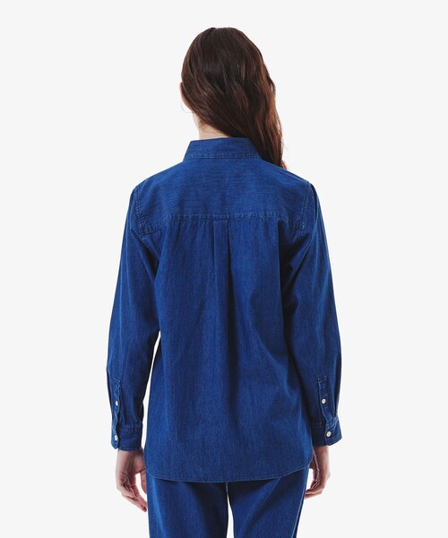 LACOSTE(ラコステ)の「ダブルポケットデニムシャツ(シャツ/ブラウス・レディース・ホワイト/ブルー・36/34/40/38)」の3枚目の写真