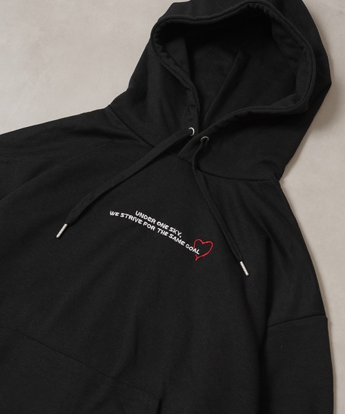 1111clothing(ワンフォークロージング)の「ハート サガラ刺繍 スウェットパーカー【セットアップ 可能】/ Heart Sagara Embroidery Sweatshirt Hoodie(パーカー・レディース・ブラック/チャコールグレー/ネイビー/アッシュ・M/L)」の7枚目の写真