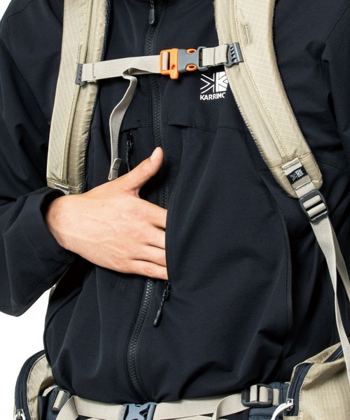 karrimor(カリマー)の「arete LT zip-up(ブルゾン・メンズ・ライトベージュ/ブラック/チャコールグレー・XS/S/M/L/XL)」の12枚目の写真