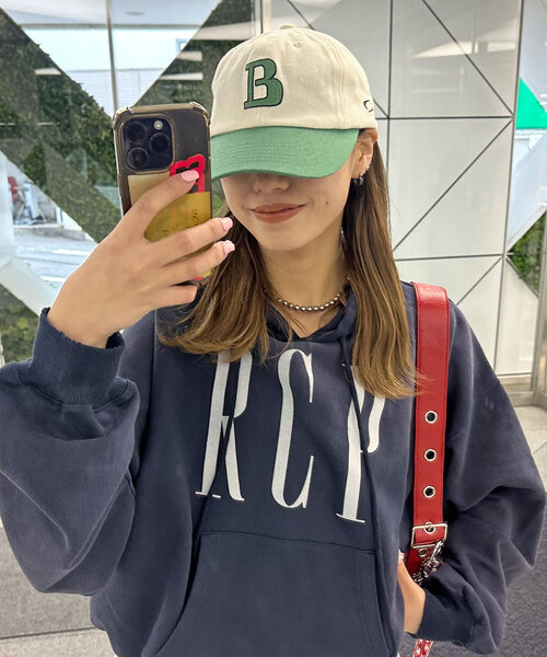 CIAOPANIC（チャオパニック）の「バイカラーベースボールキャップ（キャップ・レディース・グリーン/レッド/ネイビー・FREE）」の6枚目の写真