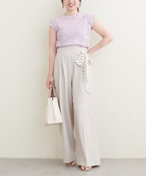 natural couture(ナチュラルクチュール)の「【canami】レース×ニットコンビノースリTOPS(ニット/セーター・レディース・サックスブルー/グレイッシュベージュ/ネイビー/ラベンダー/ミント・FREE)」の9枚目の写真