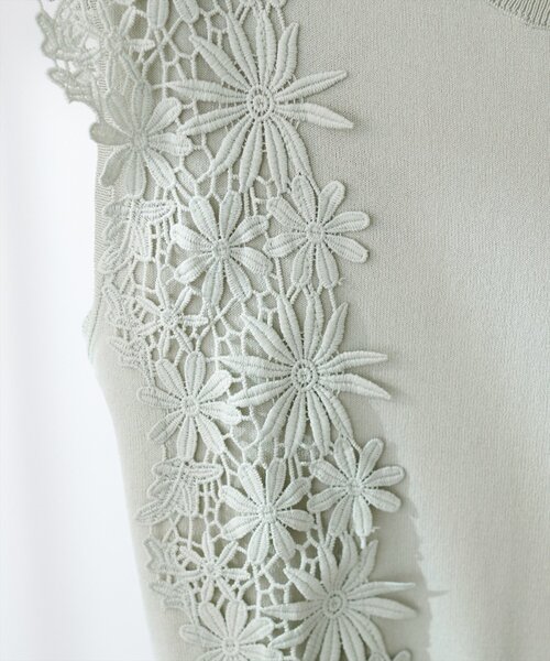 natural couture(ナチュラルクチュール)の「【canami】レース×ニットコンビノースリTOPS(ニット/セーター・レディース・サックスブルー/グレイッシュベージュ/ネイビー/ラベンダー/ミント・FREE)」の19枚目の写真