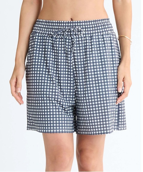 ROXY(ロキシー)の「AURORA SHORTS /ロキシーウエストゴムハイウエストキュロットボードショーツ(水着)(水着・レディース・ピンク/ブラウン/ブラック/ブラック系その他・SMALL/MEDIUM/LARGE)」の5枚目の写真