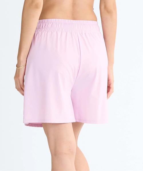 ROXY(ロキシー)の「AURORA SHORTS /ロキシーウエストゴムハイウエストキュロットボードショーツ(水着)(水着・レディース・ピンク/ブラウン/ブラック/ブラック系その他・SMALL/MEDIUM/LARGE)」の12枚目の写真
