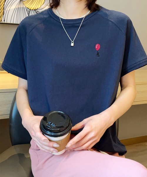 aimoha(アイモハ)の「バルーンワンポイントTシャツ (SS)(Tシャツ/カットソー・レディース・ホワイト/ブラック/ネイビー/グレー/カーキ・FREE)」の9枚目の写真