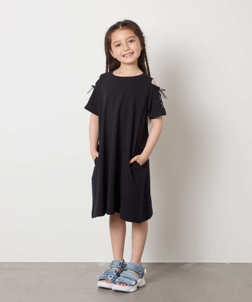 a.v.v（アーヴェヴェ）の「[20-23cm][マジックテープで簡単]軽量厚底スポサン（サンダル・キッズ・ブラック/ダークインディゴブルー・23/22/20/21）」の11枚目の写真