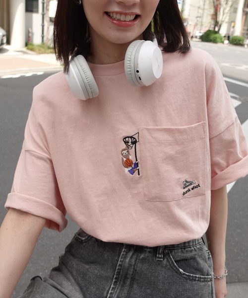 CORNERS（コーナーズ）の「アニマル刺繍Tシャツ（Tシャツ/カットソー・レディース・ブラウン/ピンク/ネイビー/ホワイト/ミント/グレイッシュベージュ・FREE）」の6枚目の写真