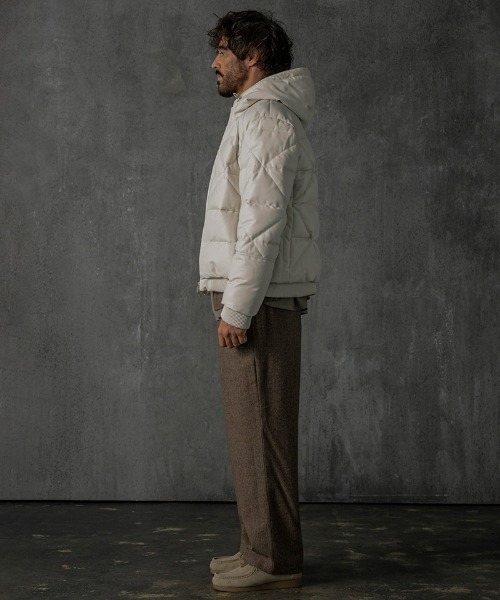 C DIEM（カルペディエム）の「mj10785-Leather Down Deformed Diaquilt Jacket レザーダウンジャケット（ダウンジャケット/コート・メンズ・ブラック/ホワイト・M/L/XL）」の21枚目の写真