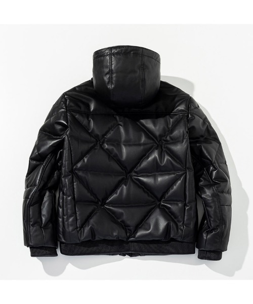 C DIEM（カルペディエム）の「mj10785-Leather Down Deformed Diaquilt Jacket レザーダウンジャケット（ダウンジャケット/コート・メンズ・ブラック/ホワイト・M/L/XL）」の8枚目の写真