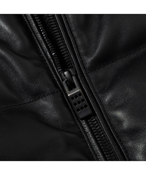 C DIEM（カルペディエム）の「mj10785-Leather Down Deformed Diaquilt Jacket レザーダウンジャケット（ダウンジャケット/コート・メンズ・ブラック/ホワイト・M/L/XL）」の5枚目の写真