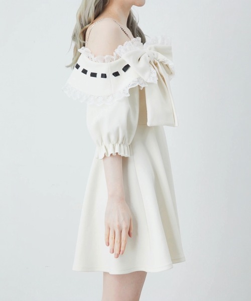 Ank Rouge(アンクルージュ)の「リボンオフショルカットOP(ワンピース・レディース・ホワイト/ブラック/ピンク・M)」の12枚目の写真