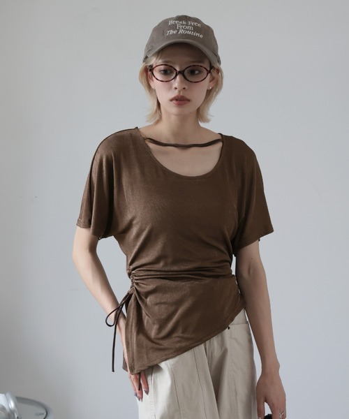 Ulysses(ユリシス)の「サイドギャザーアシメデザイントップス(Tシャツ/カットソー・レディース・ブラウン/グレー/ベージュ・M/S)」の14枚目の写真