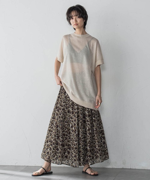 MAYSON GREY(メイソングレイ)の「BACK釦アシンメトリーニットプルオーバー≪手洗い可能≫(ニット/セーター・レディース・ベージュ/ホワイト/レッド・M)」の8枚目の写真