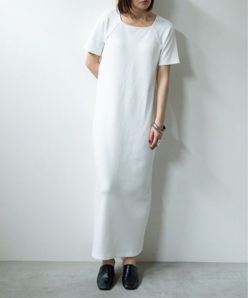 リエス　クルーネックワンピース ゼロハリバートン】ZHG-W5S4b | French Sleeve Mock Neck Dress