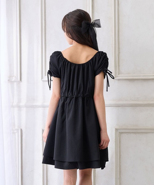 Amourire girl（アムリールガール）の「袖2WAYシャーリングリボンワンピース（ワンピース・キッズ・ブラック/サックスブルー・130cm/140cm/150cm/160cm）」の15枚目の写真