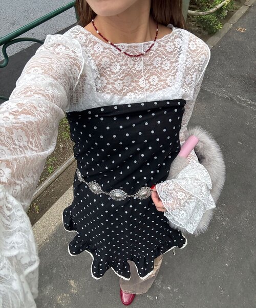 CIAOPANIC(チャオパニック)の「【ドット/チェック】マルチWAYフリルビッグスカーフ(バンダナ/スカーフ・レディース・グリーン/ブラック/ベージュ/レッド/ベージュ系その他/レッド系その他/ネイビー/パープル/ブラック系その他/ホワイト・ONE SIZE)」の4枚目の写真