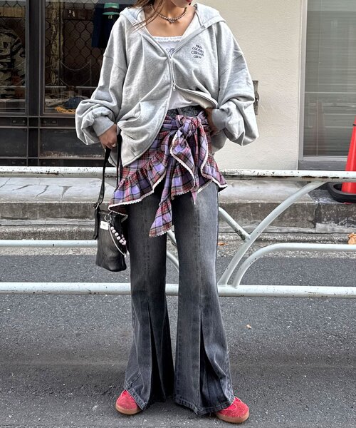 CIAOPANIC(チャオパニック)の「【ドット/チェック】マルチWAYフリルビッグスカーフ(バンダナ/スカーフ・レディース・グリーン/ブラック/ベージュ/レッド/ベージュ系その他/レッド系その他/ネイビー/パープル/ブラック系その他/ホワイト・ONE SIZE)」の14枚目の写真