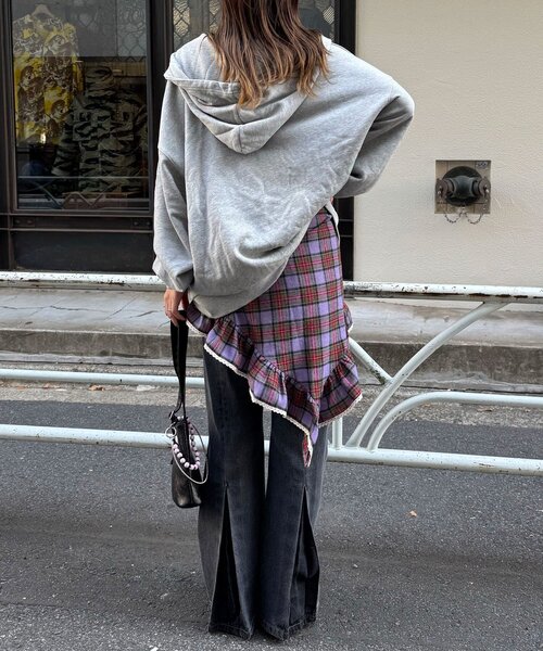 CIAOPANIC(チャオパニック)の「【ドット/チェック】マルチWAYフリルビッグスカーフ(バンダナ/スカーフ・レディース・グリーン/ブラック/ベージュ/レッド/ベージュ系その他/レッド系その他/ネイビー/パープル/ブラック系その他/ホワイト・ONE SIZE)」の16枚目の写真