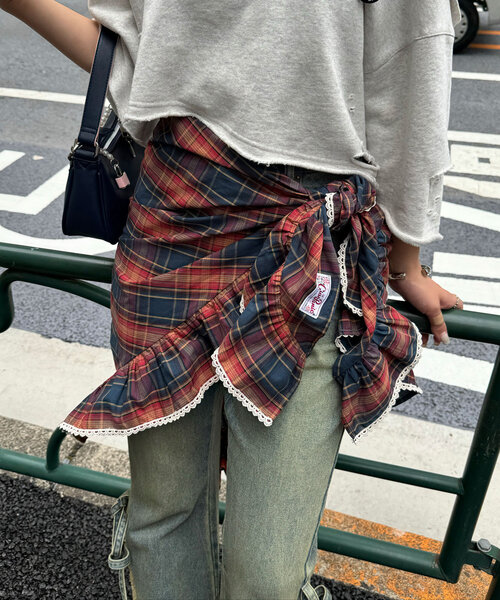 CIAOPANIC(チャオパニック)の「【ドット/チェック】マルチWAYフリルビッグスカーフ(バンダナ/スカーフ・レディース・グリーン/ブラック/ベージュ/レッド/ベージュ系その他/レッド系その他/ネイビー/パープル/ブラック系その他/ホワイト・ONE SIZE)」の22枚目の写真