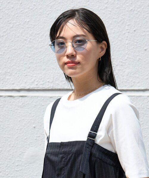 UNITED ARROWS(ユナイテッドアローズ)の「SUNCUTGlasses/UV100%CUT ボストン型 サングラス|カラーレンズ|メタルフレーム|UVカット| Zoff(サングラス・レディース・シルバー/ダークブラウン/ブラウン/ゴールド・FREE)」の2枚目の写真