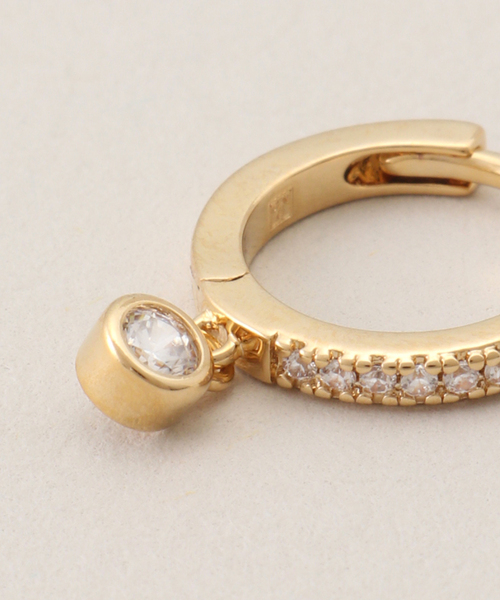 journal standard L'essage(ジャーナルスタンダードレサージュ)の「【NOUVEL AMOUR/ヌーベルアムール】MINI HOOP AVA WHITE:ピアス(片耳用)(ピアス(片耳用)・レディース・ホワイト・FREE)」の4枚目の写真
