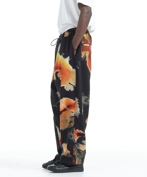 Y-3（ワイスリー）の「Y-3 AOP SPORT UNIFORM TRACK PANTS（その他パンツ・メンズ・ブラック・X-SMALL/SMALL/MEDIUM/LARGE/X-LARGE）」の2枚目の写真