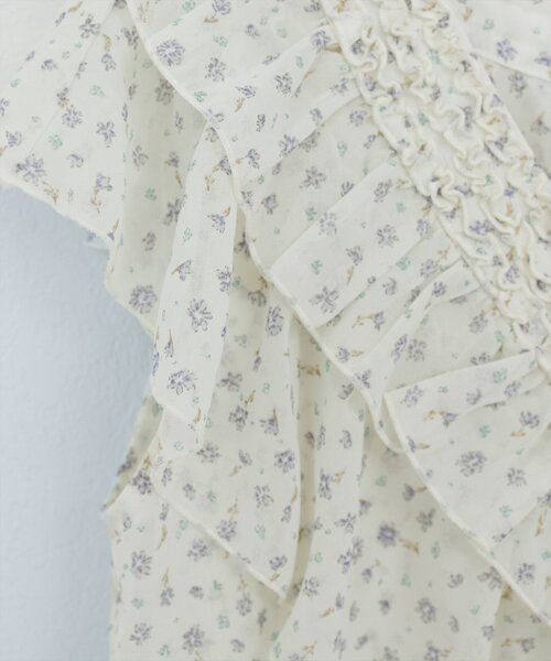 natural couture（ナチュラルクチュール）の「フリルVネックブラウス（シャツ/ブラウス・レディース・その他1/その他2/ブラウン/オフホワイト/ブラック・FREE）」の21枚目の写真