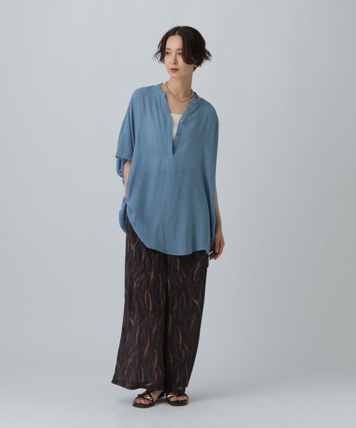 LEPSIM（レプシィム）の「スキッパードルマンチュニックSS　498446（チュニック・レディース・ブラック/オフホワイト/ブルー/レッド・FREE）」の19枚目の写真