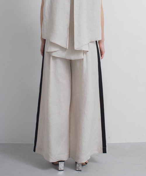 TITE IN THE STORE(ティテ インザ ストア)の「リネンサイドラインワイドパンツ(その他パンツ・レディース・ベージュ・38)」の3枚目の写真