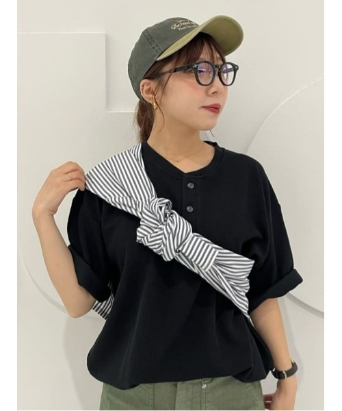 BACK NUMBER（バックナンバー）の「【BACK NUMBER】ロゴ刺繍ヘンリーネック半袖Ｔシャツ（Tシャツ/カットソー・メンズ・ブラック/ダークグレー・M/L/XL）」の6枚目の写真