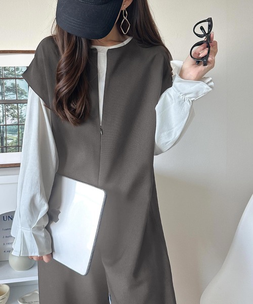 classicalelf(クラシカルエルフ)の「シンプルだけど、襟元に大人の抜け感。ハーフジップオールインワン(サロペット/オーバーオール・レディース・ブラック/チャコール/ベージュ・SMALL/MEDIUM/LARGE/X-LARGE)」の5枚目の写真