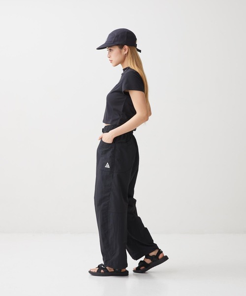 ACG（エィシージー）の「ACG エア デシューツ+ サンダル / ACG Air Deschutz+ Sandals DO8951-001 Black（サンダル・メンズ・ブラック・25/30/29/28/27/26/24）」の4枚目の写真