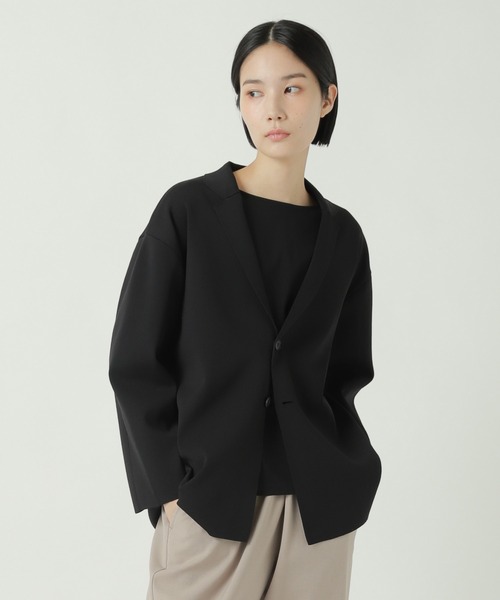 ZUCCa（ズッカ）の「PEストレッチニット / ニットジャケット / S（テーラードジャケット・レディース・ベージュ/ブラック/ボルドー・M size）」の2枚目の写真