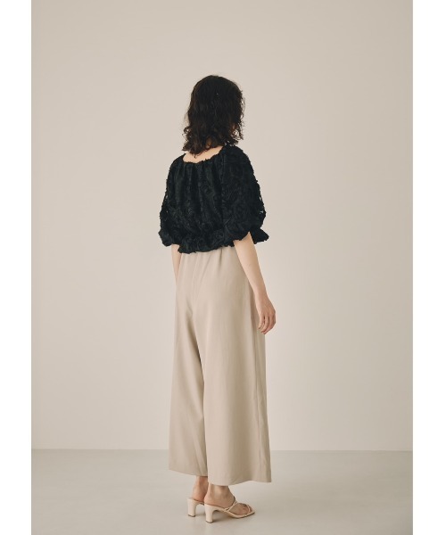 NOTREemor(ノートルエモア)の「flower jacquard puff sleeve top(Tシャツ/カットソー・レディース・ホワイト/ブラック・FREE)」の12枚目の写真