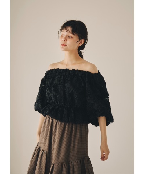 NOTREemor(ノートルエモア)の「flower jacquard puff sleeve top(Tシャツ/カットソー・レディース・ホワイト/ブラック・FREE)」の15枚目の写真