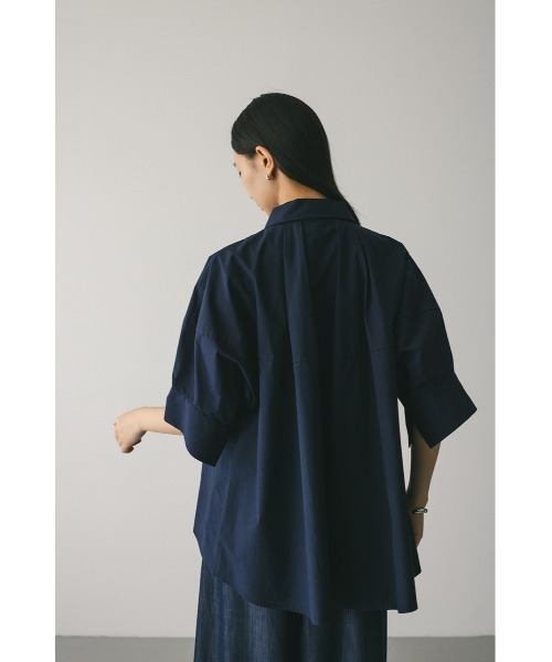 STYLEMIXER(スタイルミキサー)の「フォルムテントラインシャツ(シャツ/ブラウス・レディース・ライトイエロー/ホワイト/ネイビー・FREE)」の5枚目の写真