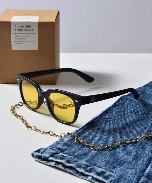 DOUBLE STEAL(ダブルスティール)の「DOUBLE STEALカラーレンズサングラス(ウェリントン・ボストン)(サングラス・メンズ・ブルー系1/イエロー系1/ブラック系1/グレー系1/ブラック系2/ベージュ系1/グリーン系1/ブルー系2/クリア/グレー系2/グレー系3/ブラウン系1・FREE)」の11枚目の写真