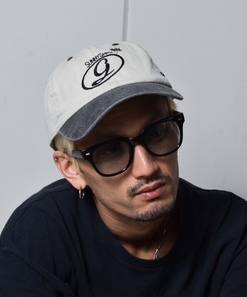 DOUBLE STEAL(ダブルスティール)の「DOUBLE STEALカラーレンズサングラス(ウェリントン・ボストン)(サングラス・メンズ・ブルー系1/イエロー系1/ブラック系1/グレー系1/ブラック系2/ベージュ系1/グリーン系1/ブルー系2/クリア/グレー系2/グレー系3/ブラウン系1・FREE)」の20枚目の写真