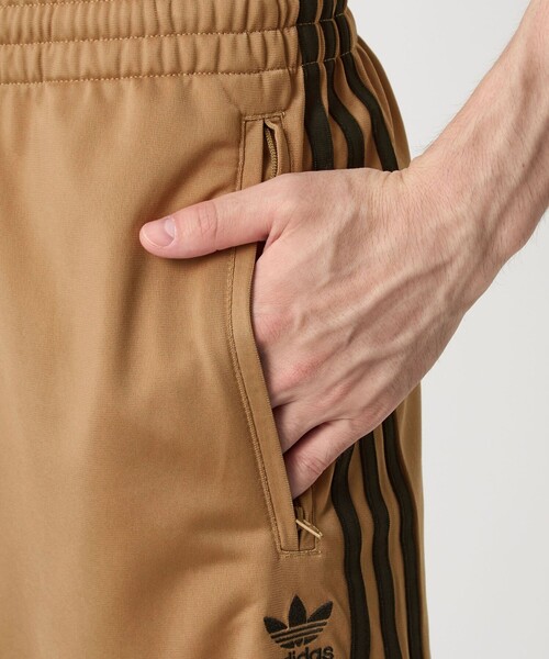 adidas Originals（アディダスオリジナルス）の「【国内EXCLUSIVE】＜adidas Originals＞FIREBIRD トラック パンツ（その他パンツ・メンズ・ベージュ・M/L/XL）」の5枚目の写真
