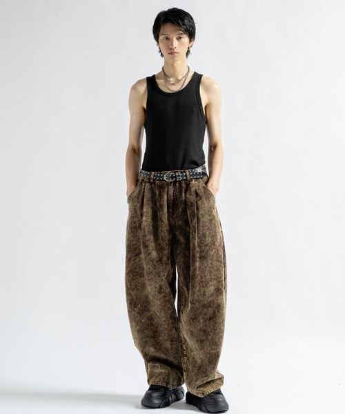 PLAN To(プラントゥ)の「Vintage Design Corduroy Wide Pants / ヴィンテージデザインコーデュロイワイドパンツ(その他パンツ・メンズ・ブラック/ブラウン・SMALL/MEDIUM/LARGE)」の11枚目の写真