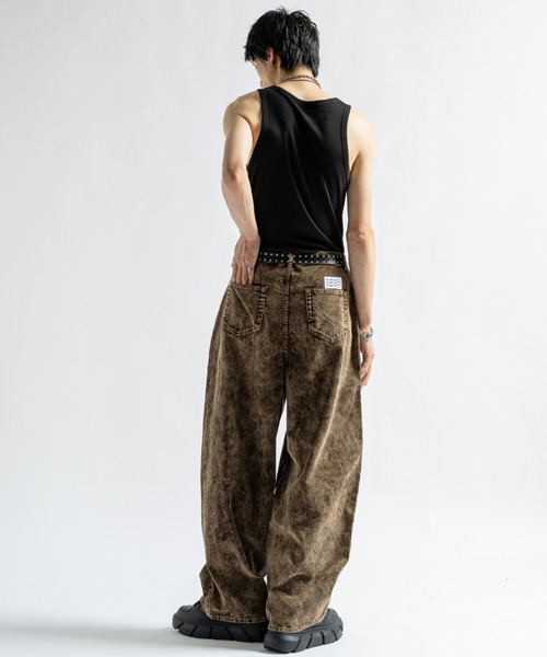 PLAN To(プラントゥ)の「Vintage Design Corduroy Wide Pants / ヴィンテージデザインコーデュロイワイドパンツ(その他パンツ・メンズ・ブラック/ブラウン・SMALL/MEDIUM/LARGE)」の15枚目の写真