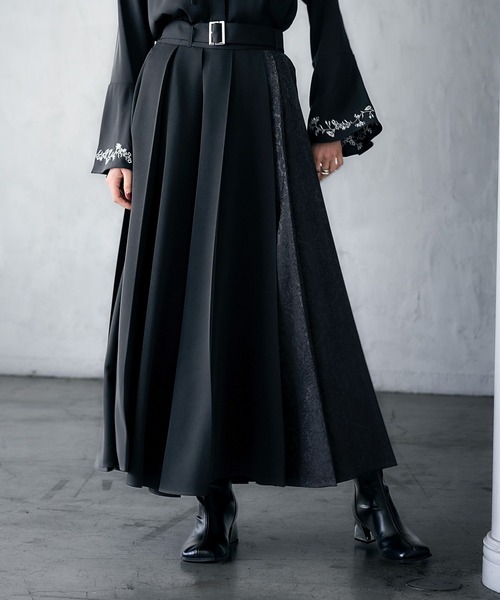 HARE アシメMIXプリーツスカート　ブラック HARE（ハレ）の「アシメMIXプリーツスカート(HARE)（スカート