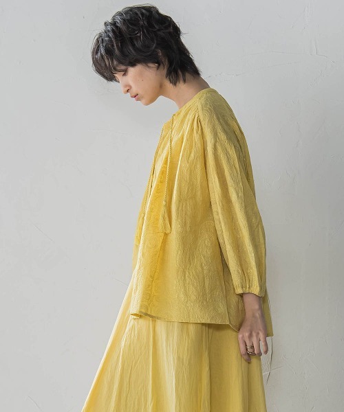 MAYSON GREY(メイソングレイ)の「ペイズリー柄総刺繍綿ボイルギャザーブラウス≪手洗い可能≫(シャツ/ブラウス・レディース・オフホワイト・M)」の10枚目の写真