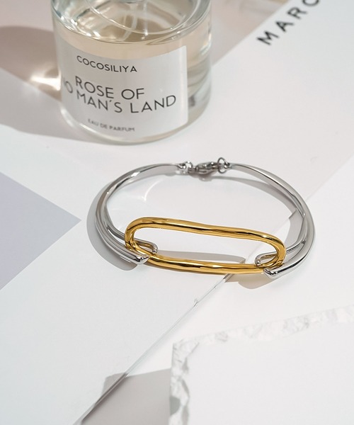blackdia ocean(ブラックダイヤオーシャン)の「blackdia ocean レクタングル バイカラーバングル(バングル/リストバンド・レディース・シルバー×ゴールド・FREE)」の3枚目の写真