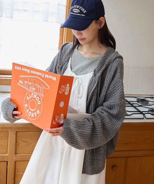 CHAN ME（チャンミ）の「ツイストニットパーカー（パーカー・レディース・カーキ/チャコールグレー/ベージュ・LARGE/MEDIUM/SMALL）」の2枚目の写真